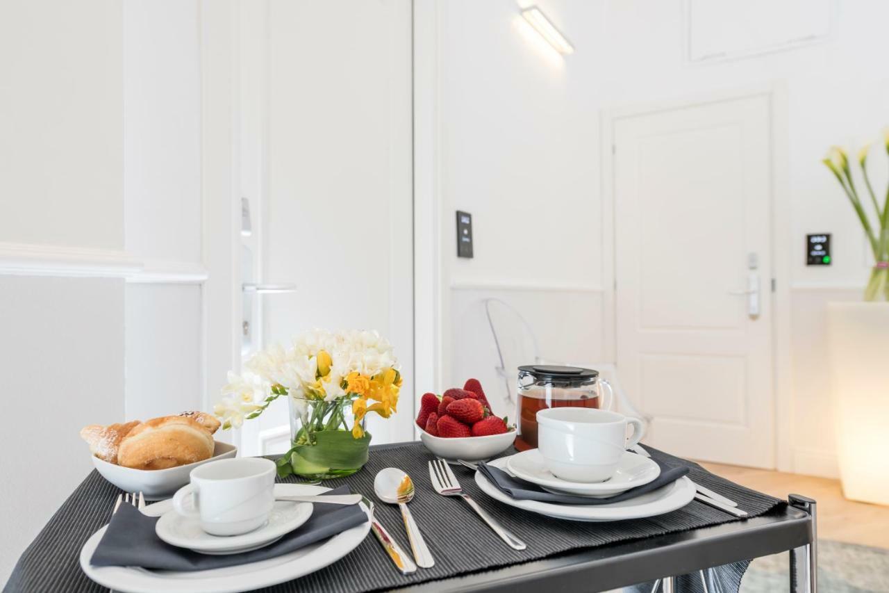 Residenza Zanardelli Bed & Breakfast Рим Екстериор снимка