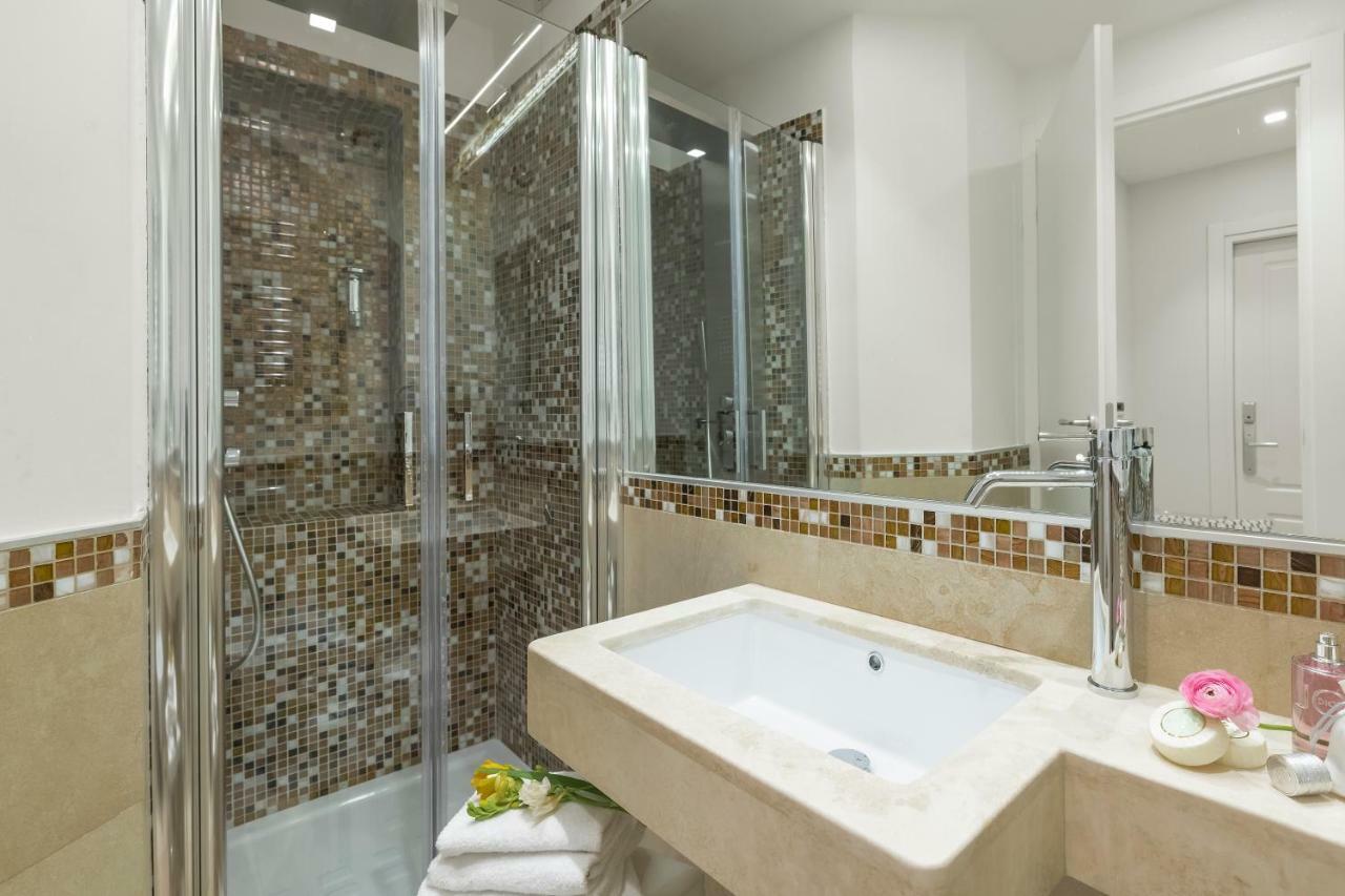 Residenza Zanardelli Bed & Breakfast Рим Екстериор снимка